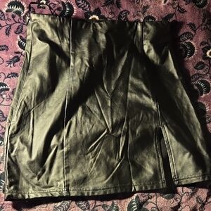 SHEIN FAUX LEATHER SKIRT